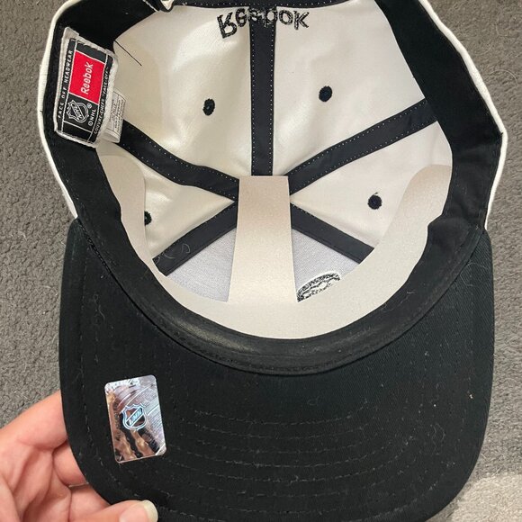 Reebok Boston Bruins 6x Stanley Cup Champions Flat Brim Hat - Picture 2 of 4